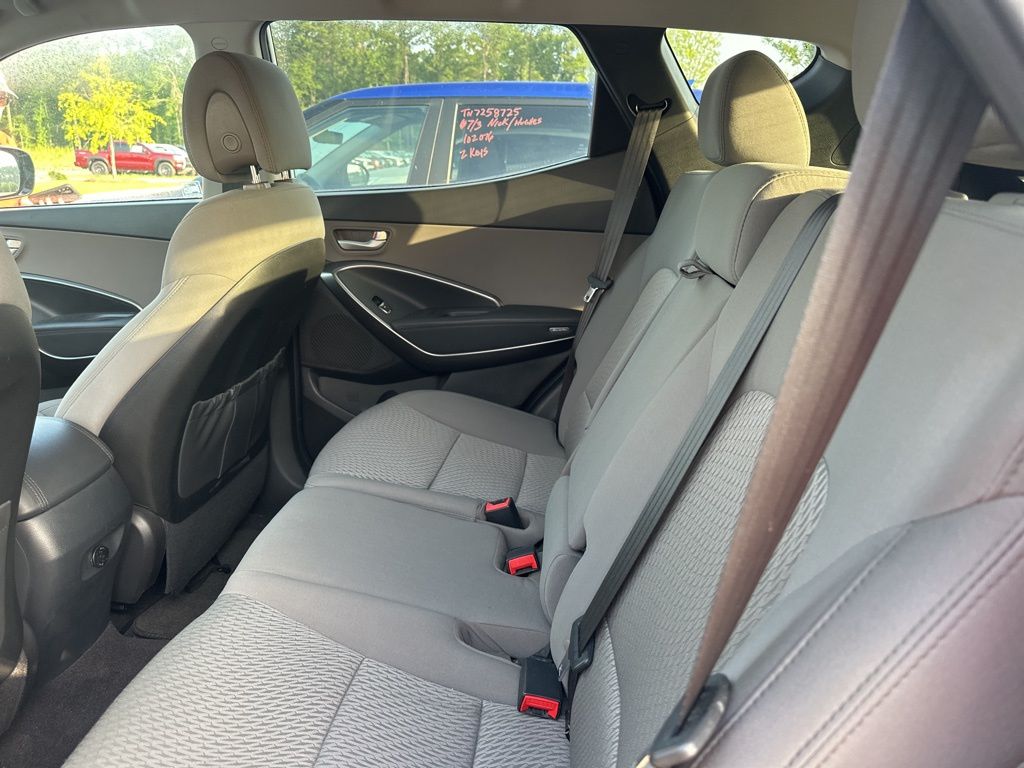 2017 Frost White Pearl Hyundai Santa Fe Sport 2.4 Base AWD SUV