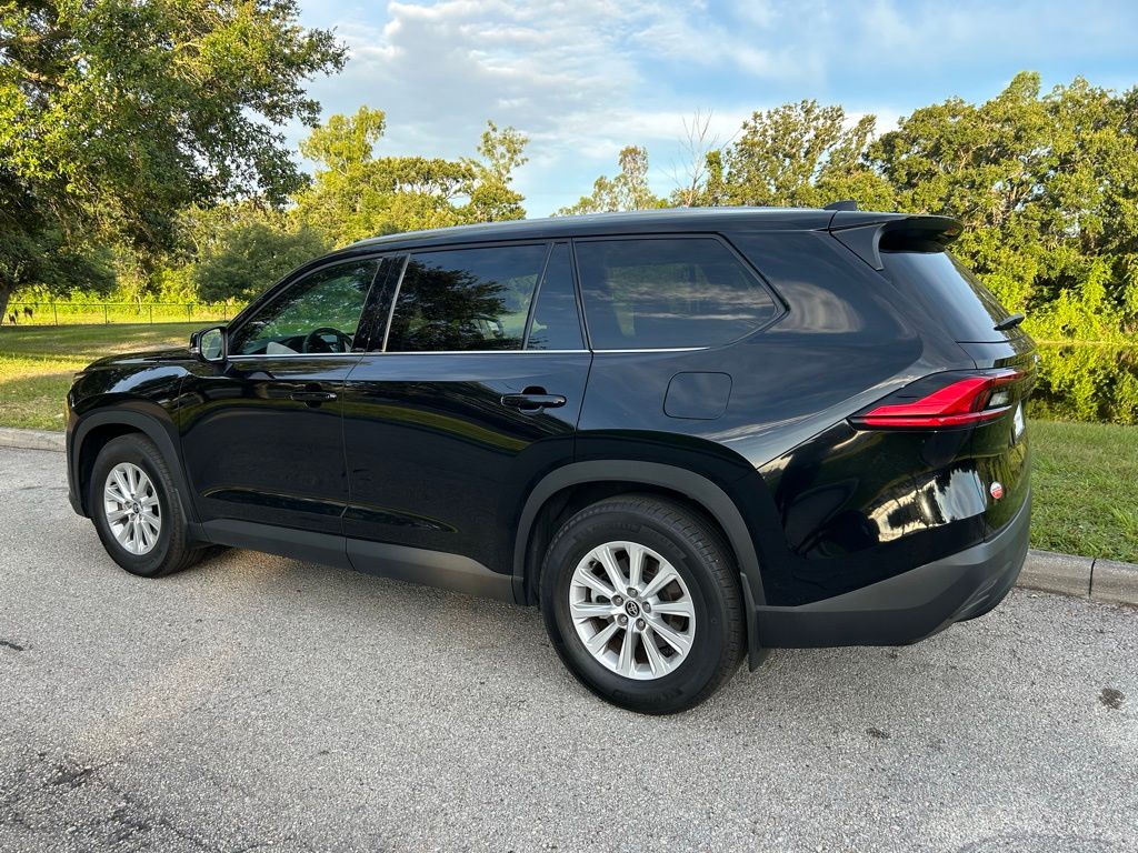 Thumbnail: 2024 Toyota Grand Highlander - 3