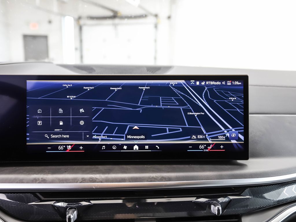 Thumbnail: 2026 BMW X5 - 17