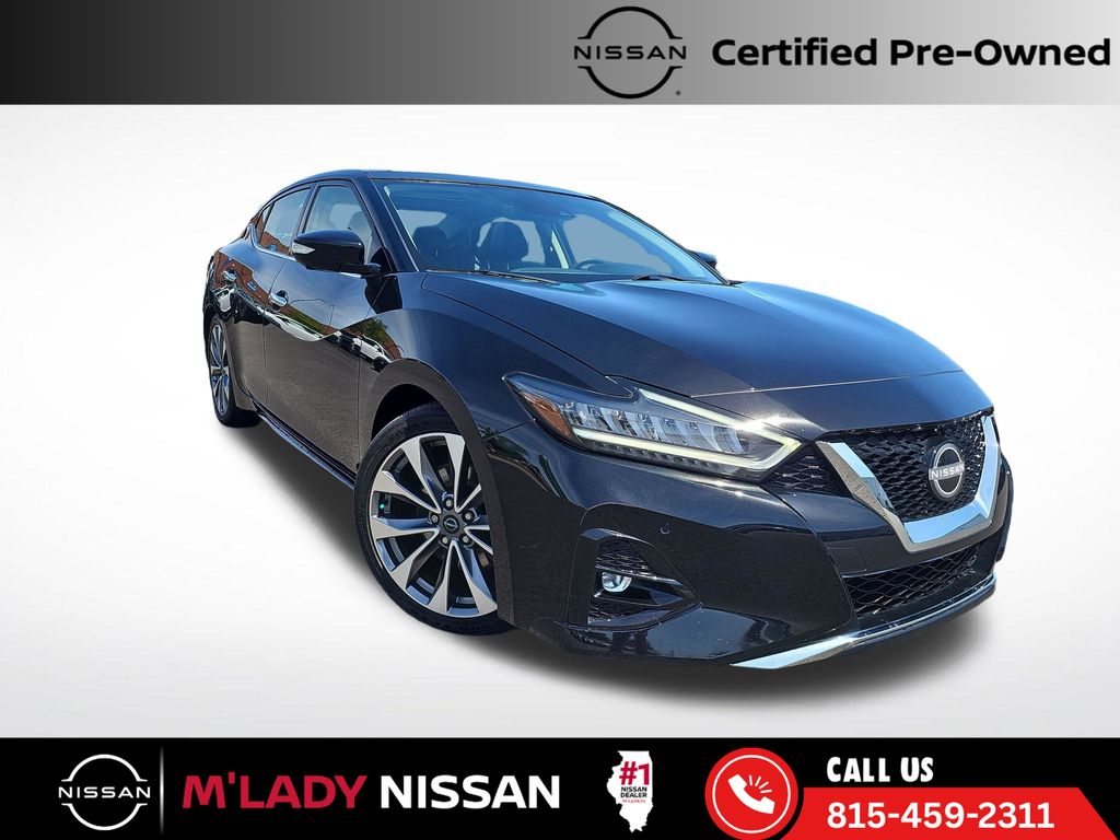 2023 Nissan Maxima Platinum's photo