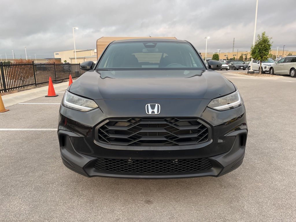 Thumbnail: 2025 Honda HR-V - 2