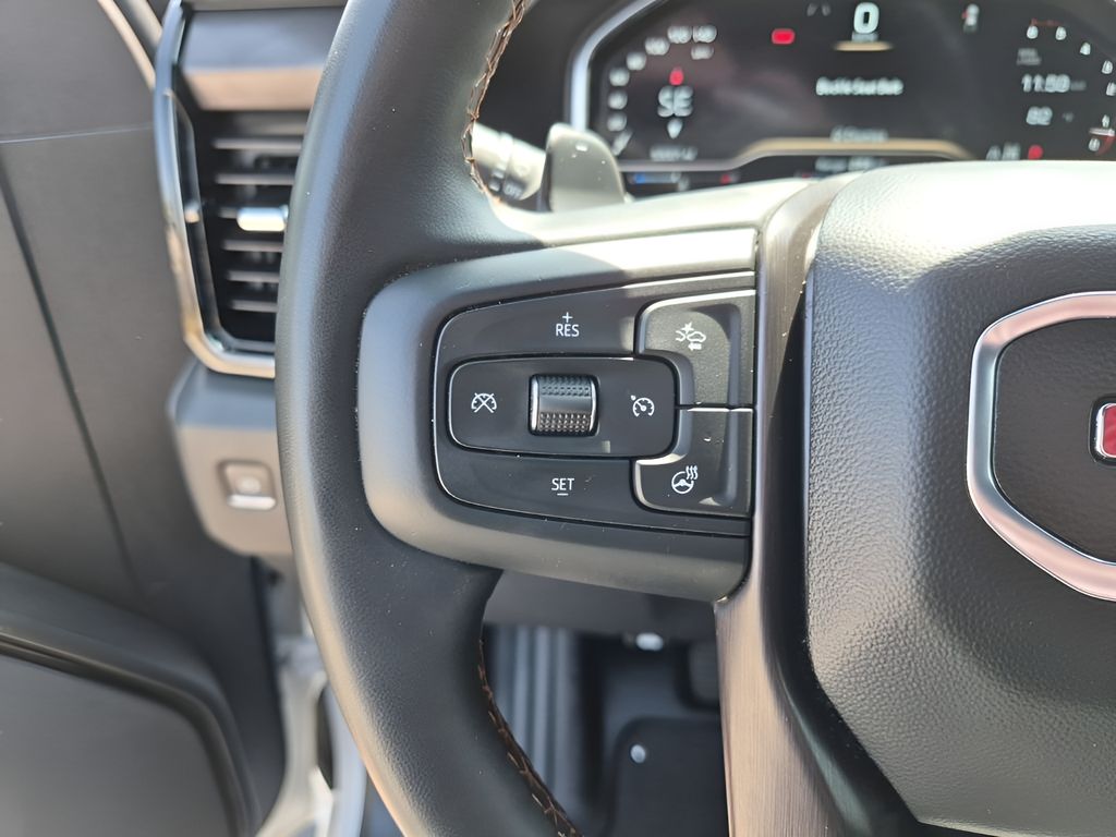 Used 2025 White GMC AT4 image 35