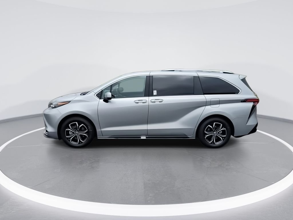2025 Toyota Sienna Platinum 5