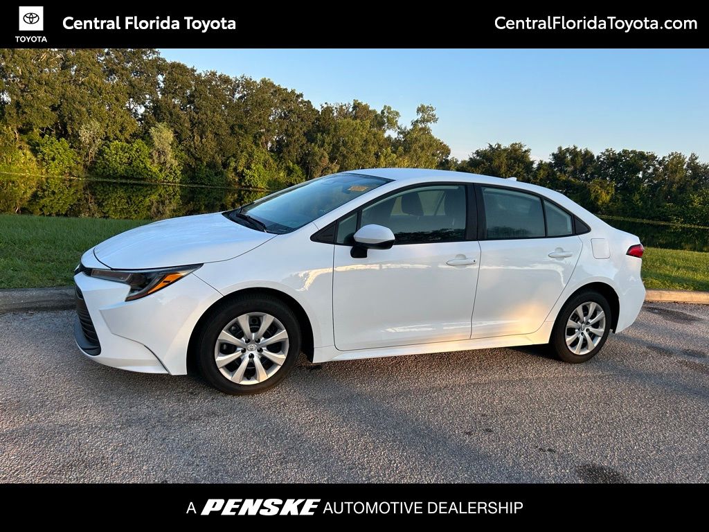 Thumbnail: 2023 Toyota Corolla - 1
