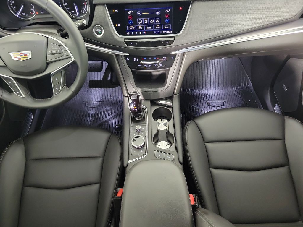 2024 Cadillac XT5 Luxury Green at Tom Peacock Cadillac