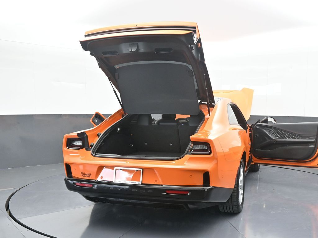 Used 2025 Header Orange Clearcoat Dodge R/T image 76