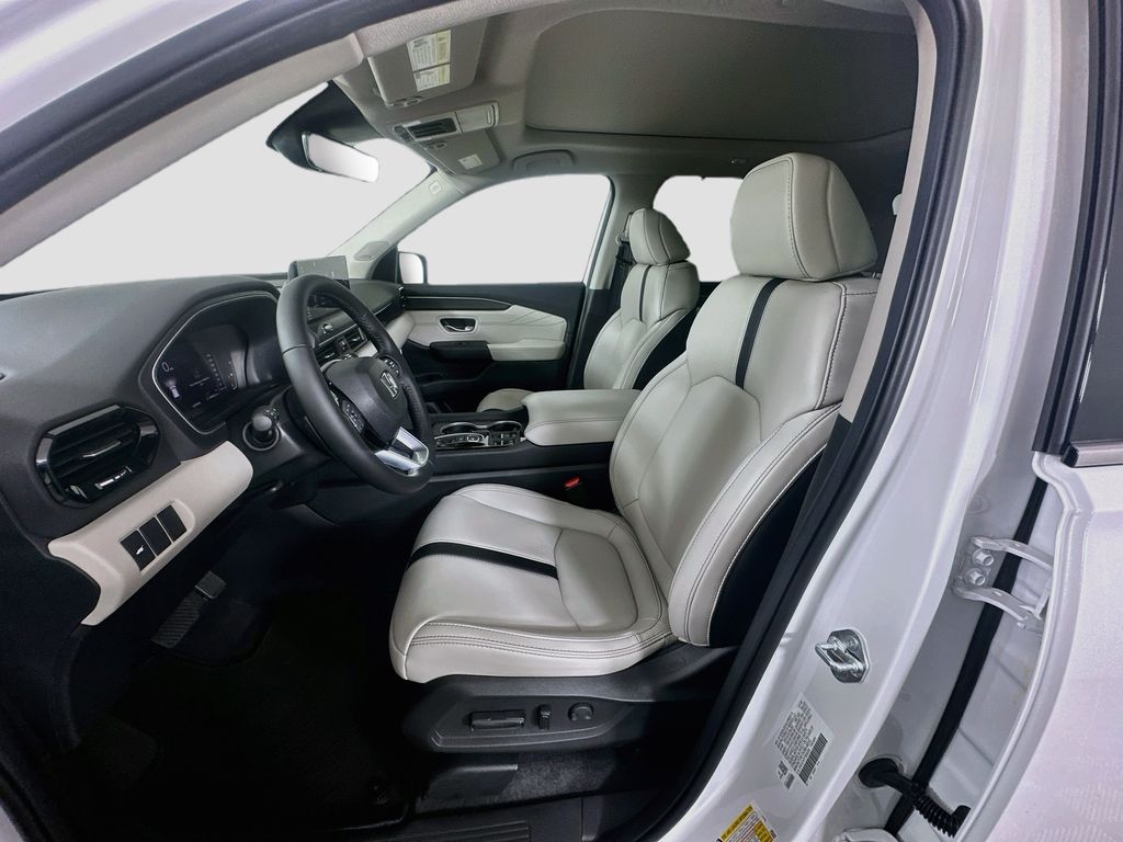 Thumbnail: 2026 Honda Pilot - 15