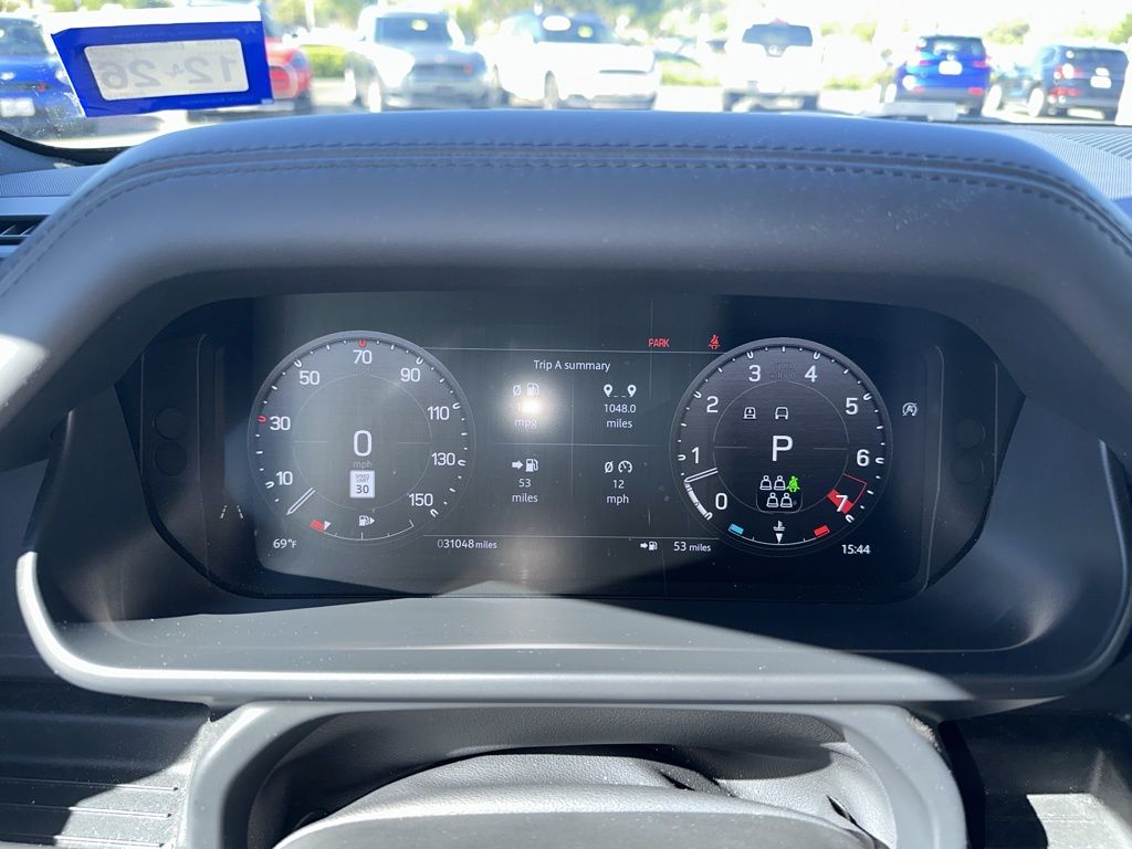 Thumbnail: 2023 Land Rover Defender - 19