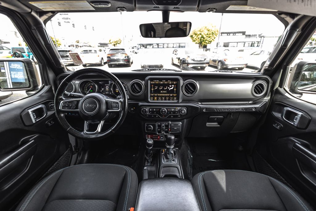 2023 Jeep Wrangler Rubicon 4xe thumbnail 23