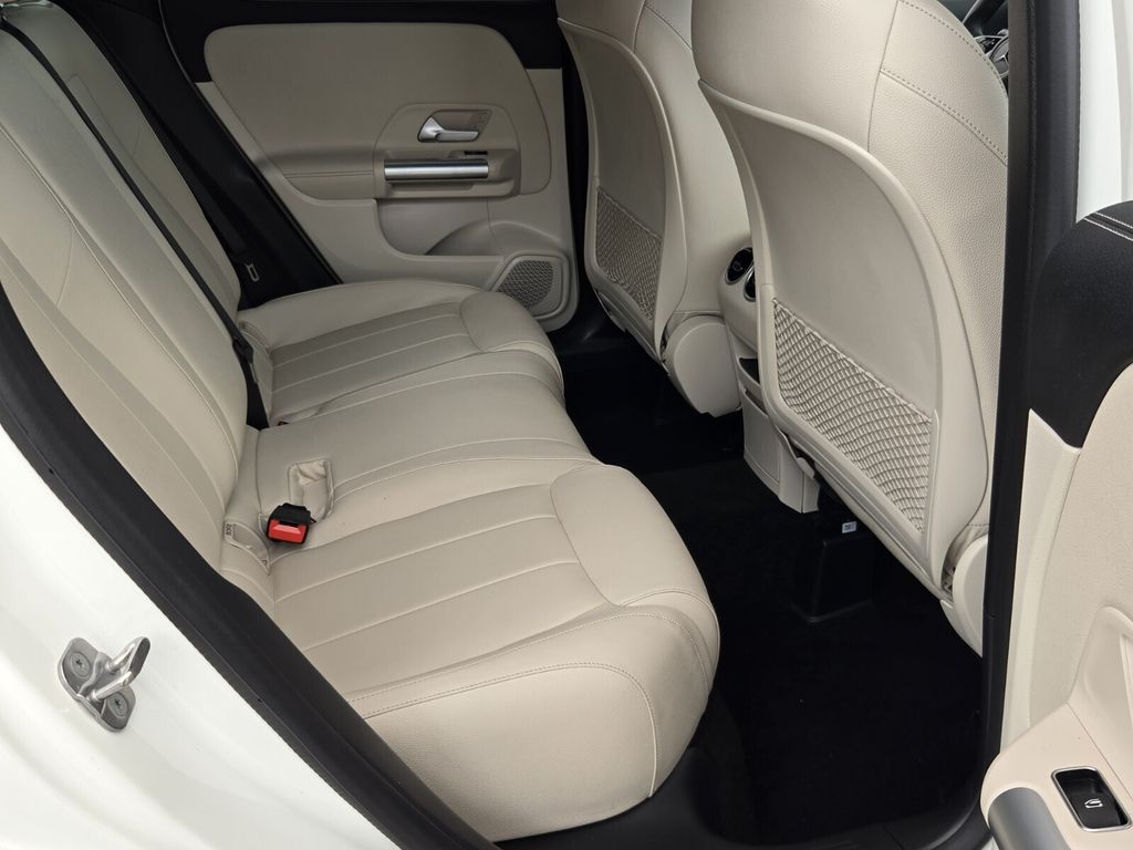 2025 Mercedes-Benz A-Class - $30,478