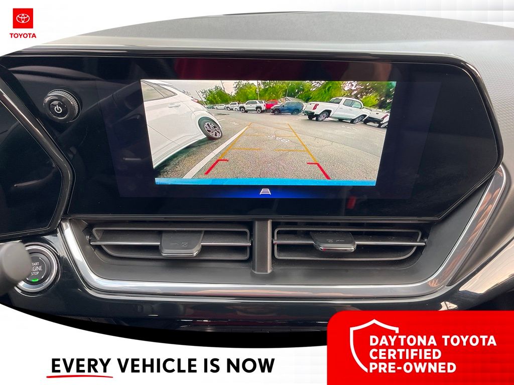 Used 2024 Chevrolet Trax SUV