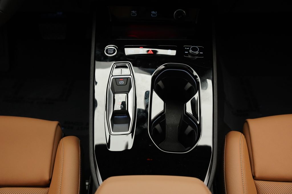 Thumbnail: 2026 Audi A5 - 25