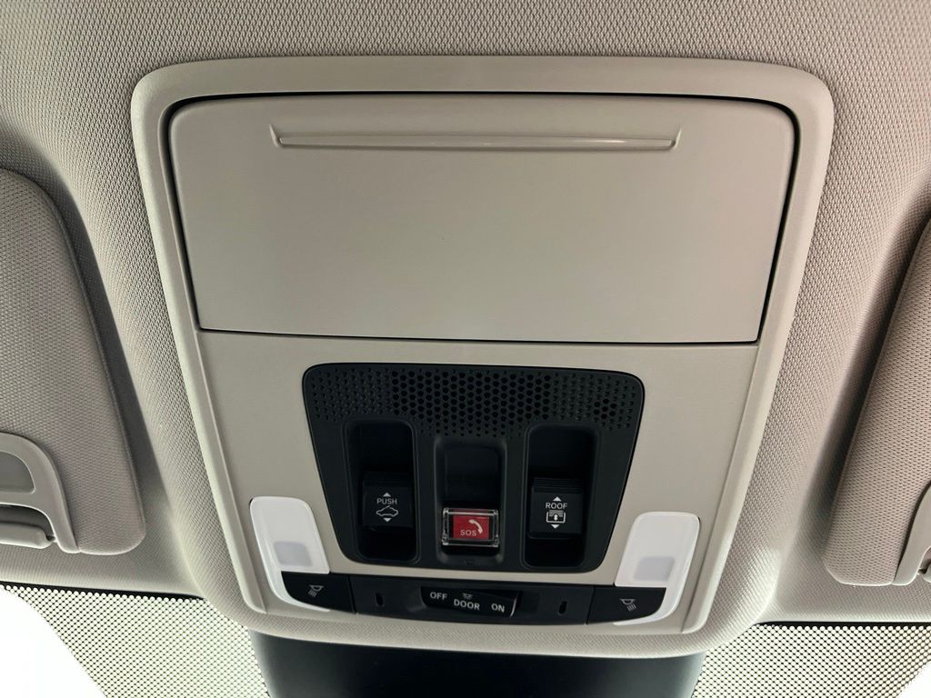 Thumbnail: 2026 Honda Pilot - 14