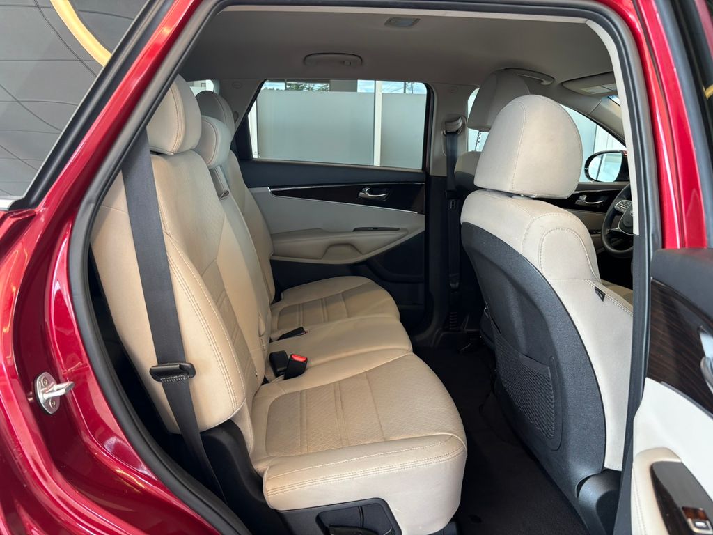 2019 Kia Sorento LX