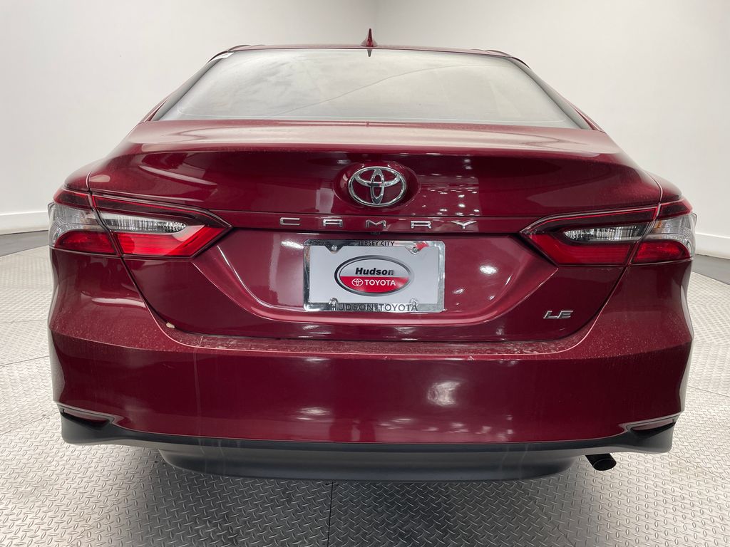 2021 Toyota Camry LE 7