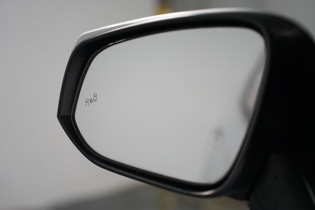 2019 Toyota RAV4 XLE 25