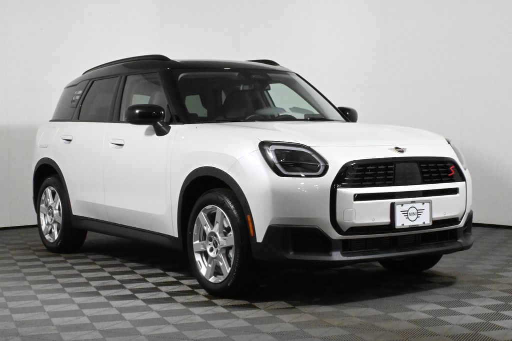 2025 MINI Cooper Countryman Base 9