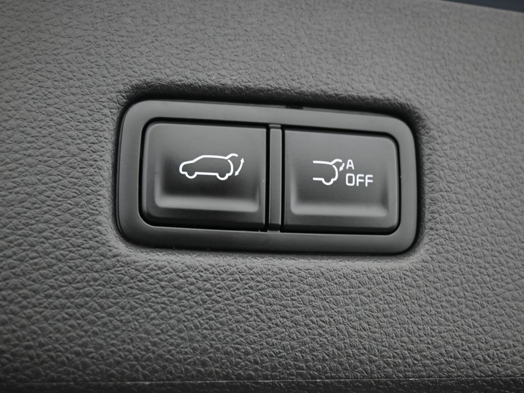 Used 2024 Astra Blue Kia EX image 40