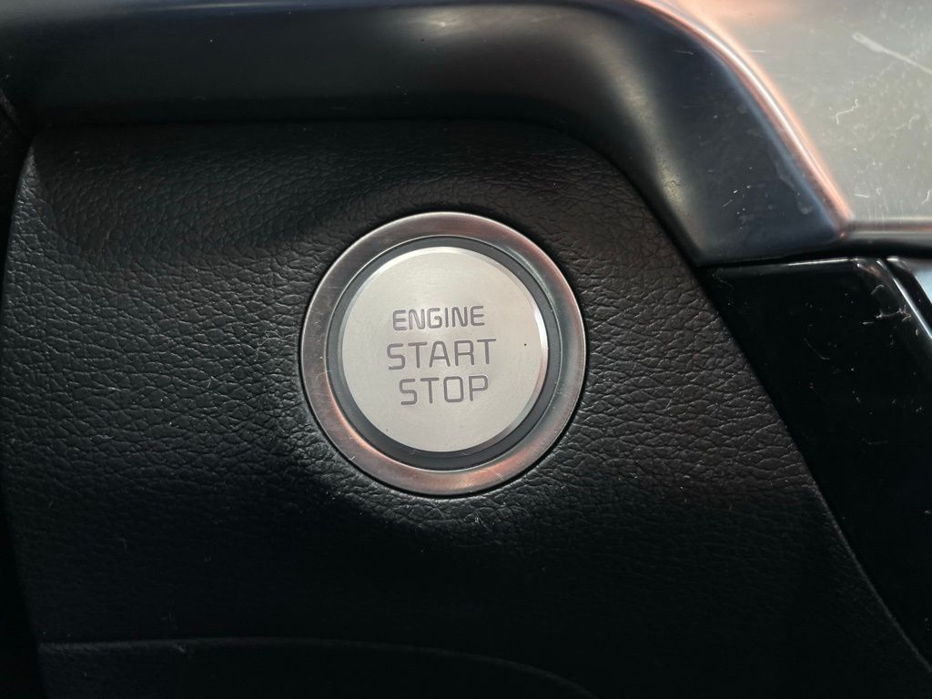 Thumbnail: 2022 Kia Telluride - 21