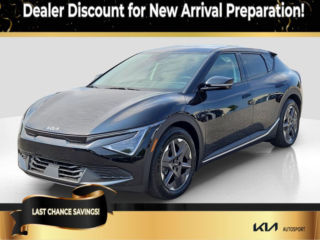 2025 Kia EV6 Light Long Range AWD