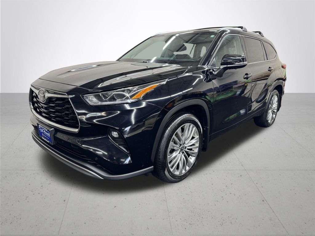 2023 Toyota Highlander Platinum