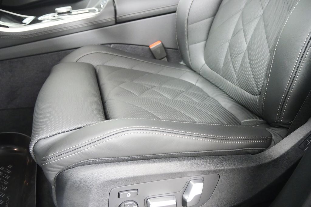 Thumbnail: 2026 BMW X5 - 9