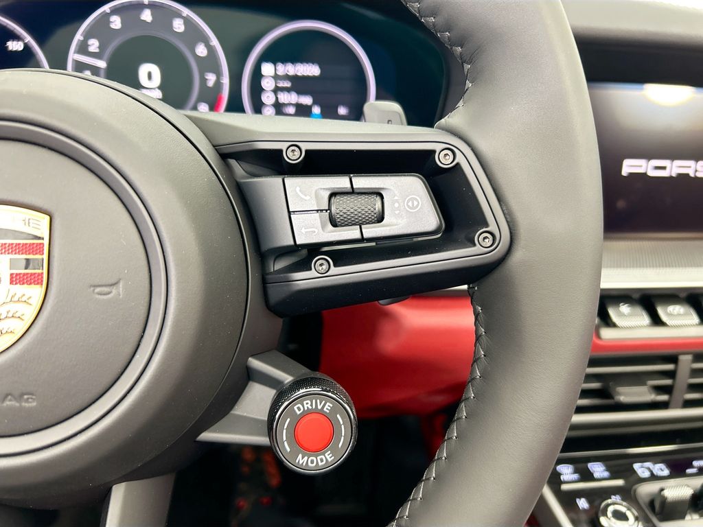 Thumbnail: 2026 Porsche 911 - 15