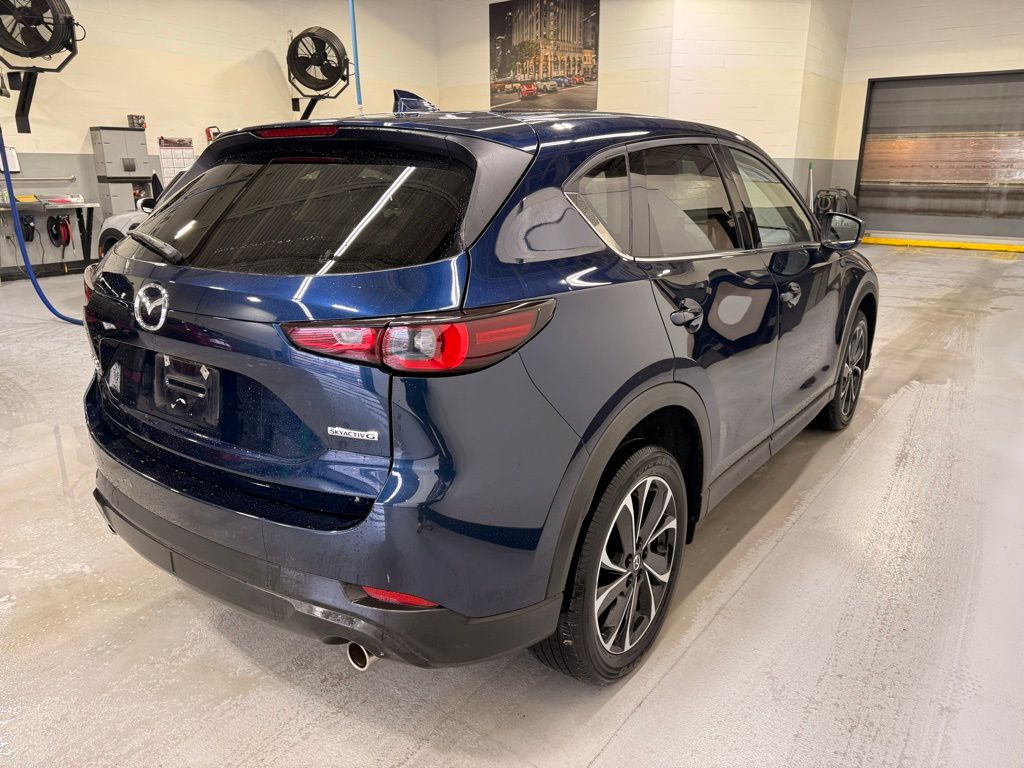 Thumbnail: 2022 Mazda CX-5 - 6