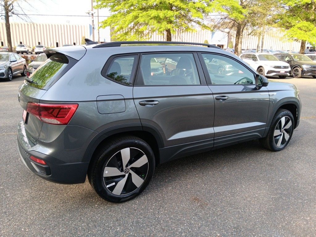 2024 Volkswagen Taos 1.5T S 5