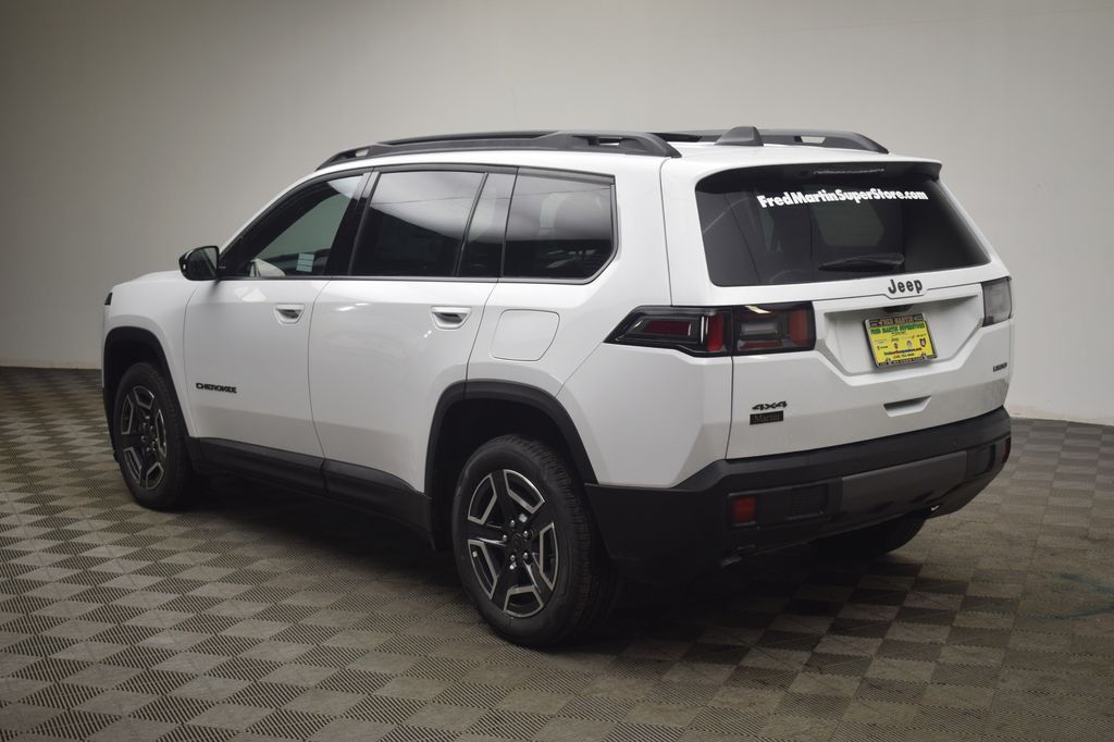 new 2026 Jeep Cherokee car, priced at $42,762