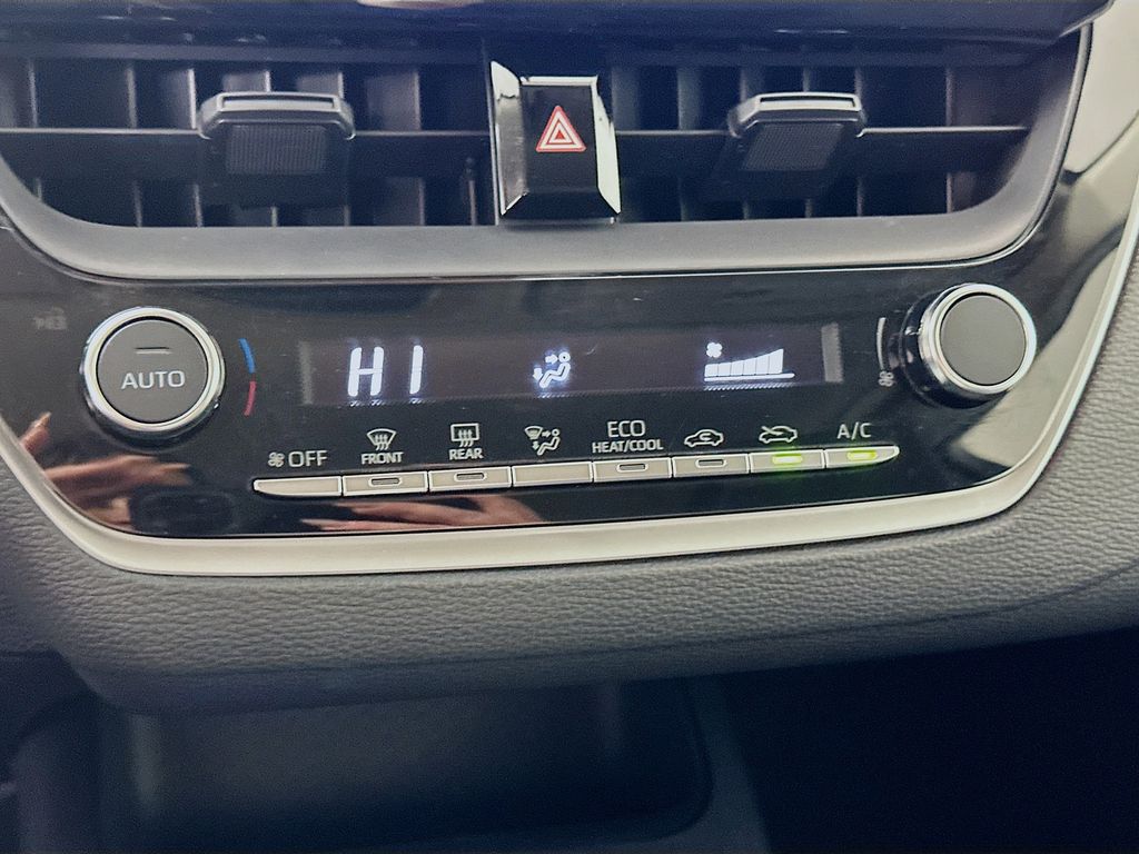 Thumbnail: 2024 Toyota Corolla - 16