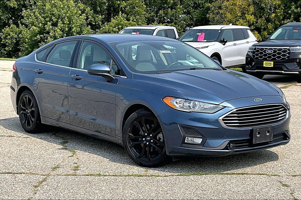Blue Metallic 2019 Ford Fusion Sedan Front-Wheel Drive 6-Speed Automatic