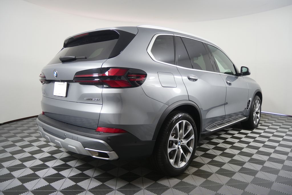 Thumbnail: 2026 BMW X5 - 5
