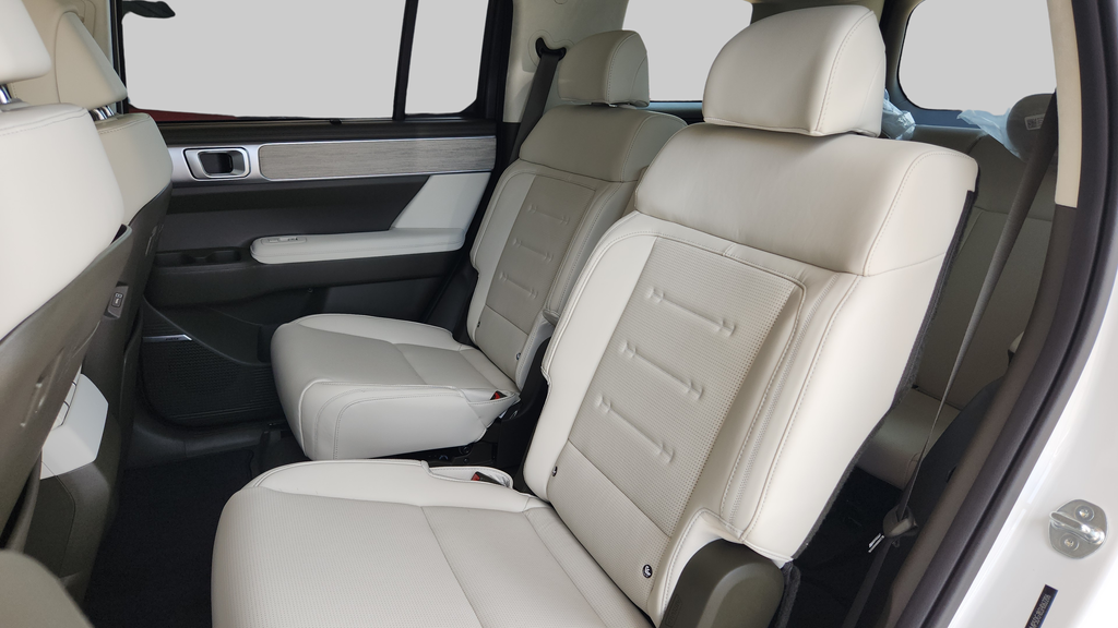 2025 Hyundai Santa Fe Hybrid