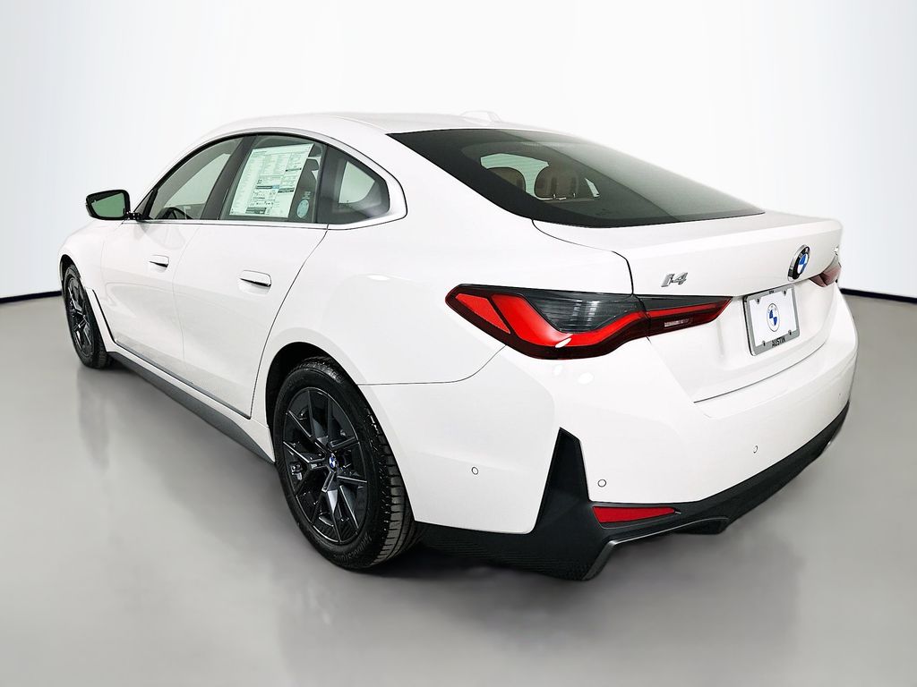 Thumbnail: 2026 BMW i4 - 7