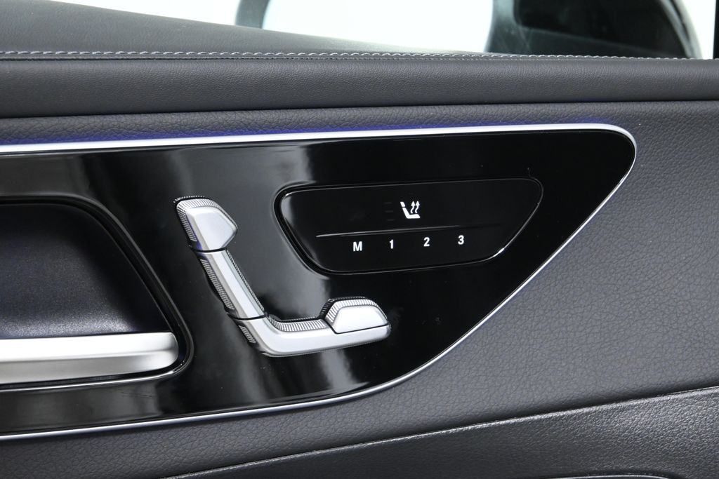 Thumbnail: 2026 Mercedes-Benz GLC - 23