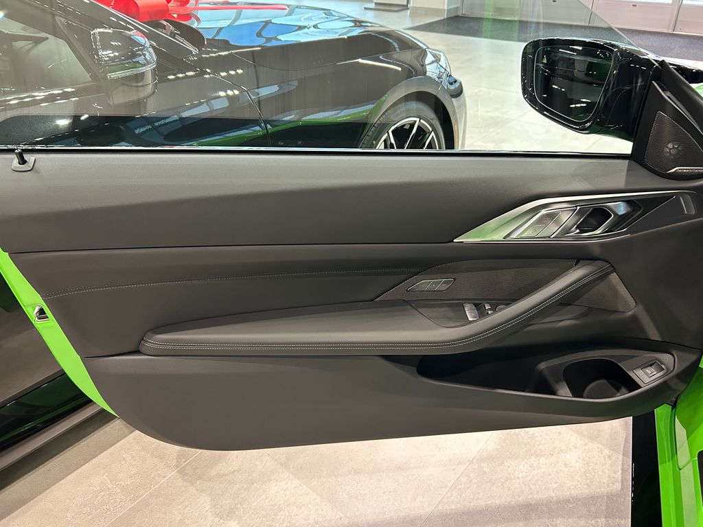 Thumbnail: 2026 BMW M4 - 11