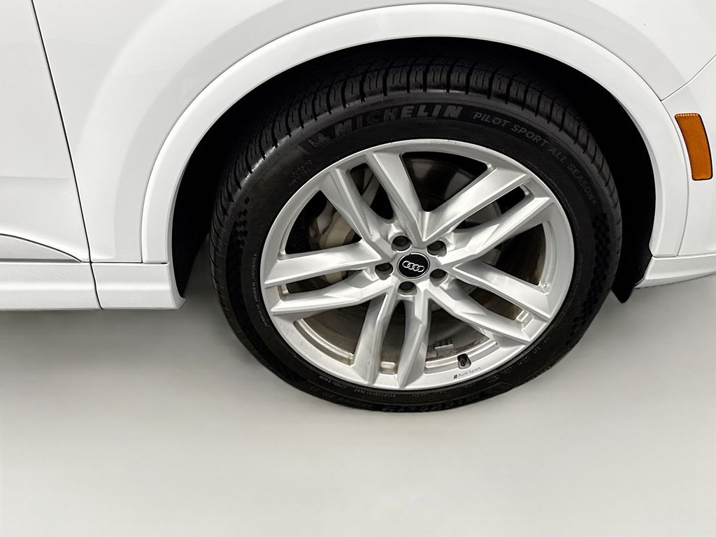 Thumbnail: 2018 Audi Q7 - 31