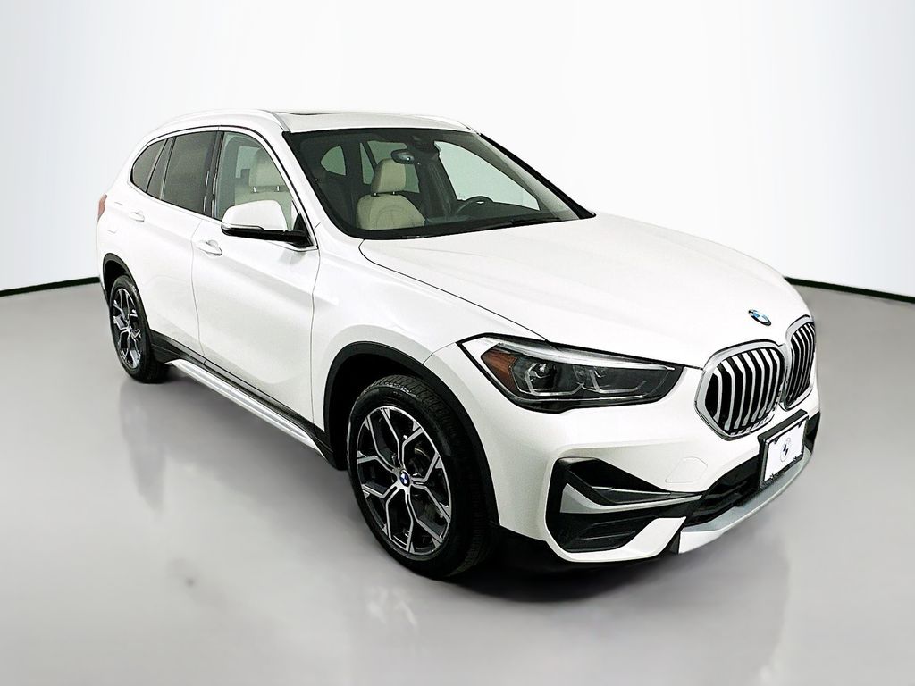 Thumbnail: 2021 BMW X1 - 3