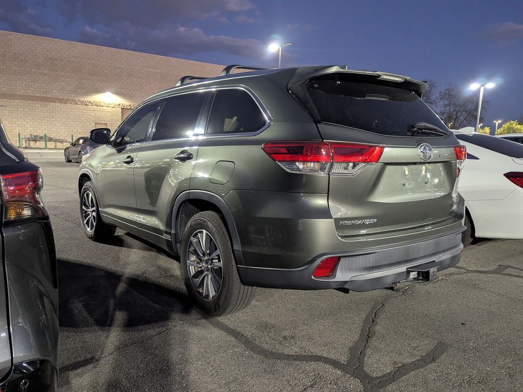 Used 2018 Toyota Highlander SUV