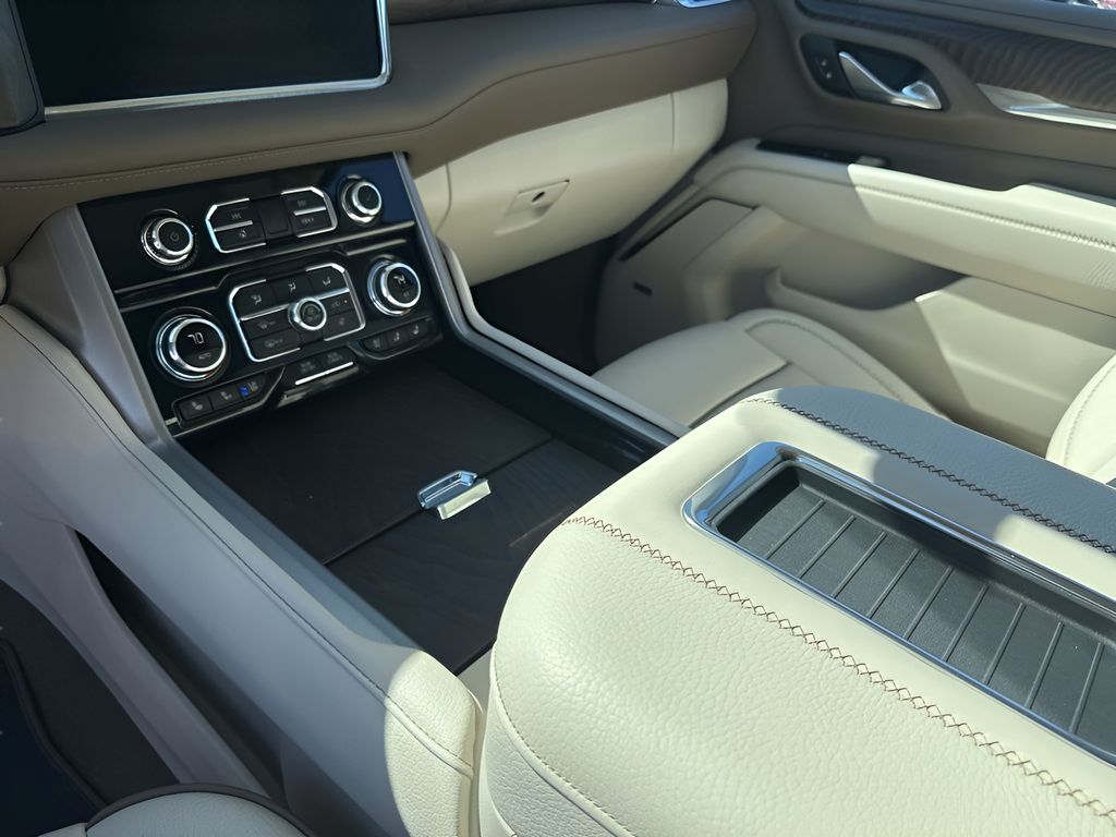 Used Car 2024 Gmc Yukon  Denali For Sale Under $70,000 In Austin, Texas