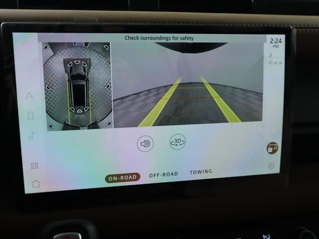 Thumbnail: 2025 Land Rover Defender - 17