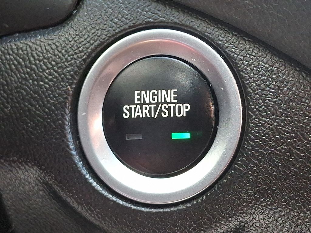 used 2024 Chevrolet Equinox car, priced at $23,354