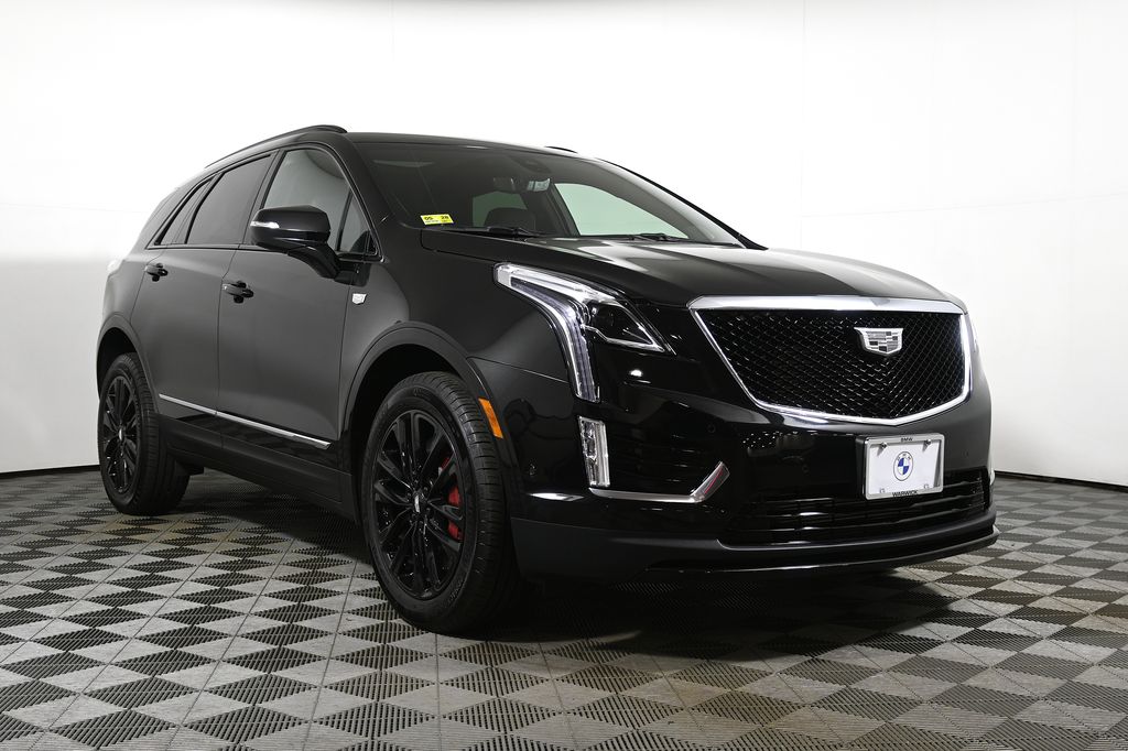Thumbnail: 2024 Cadillac XT5 - 9