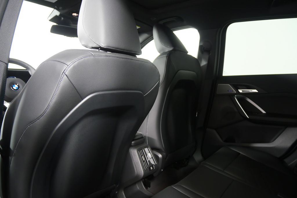 Thumbnail: 2026 BMW X1 - 17