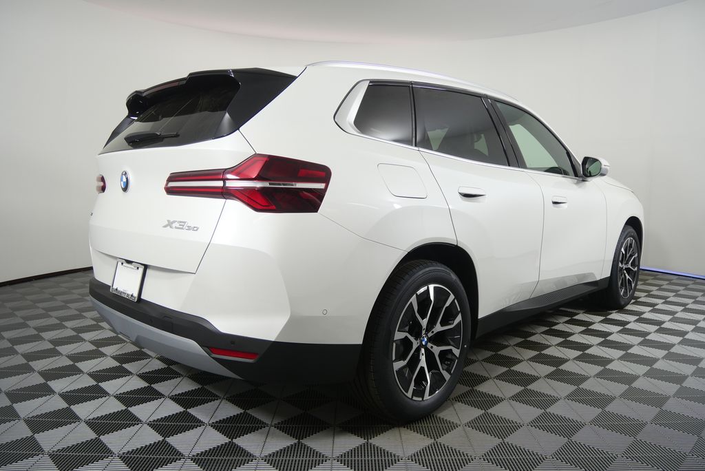 Thumbnail: 2026 BMW X3 - 3