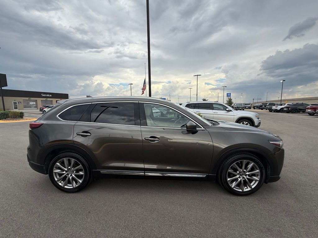 Thumbnail: 2018 Mazda CX-9 - 2