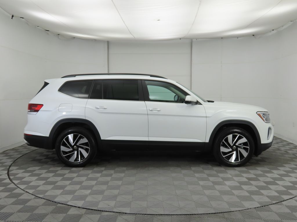 Thumbnail: 2026 Volkswagen Atlas - 4