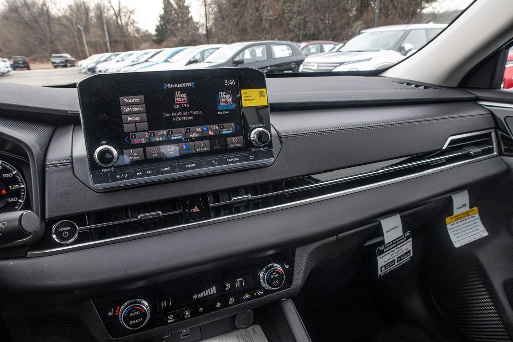 2025 Mitsubishi Outlander PHEV ES S-AWC