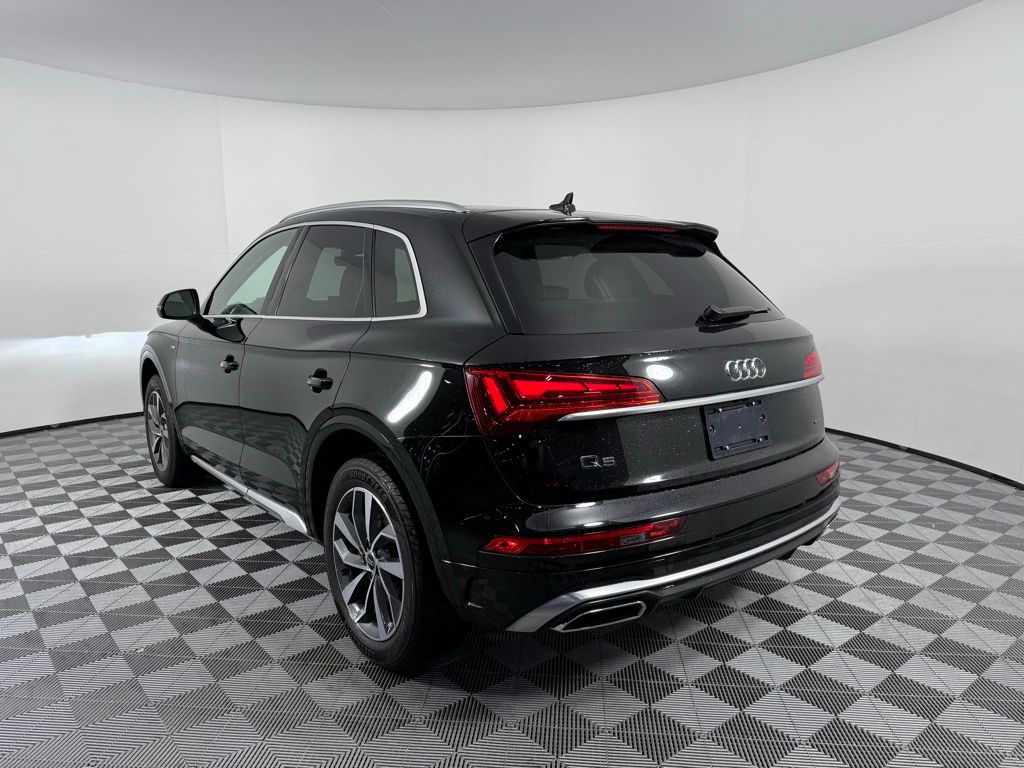 2022 Audi Q5 e Premium 7